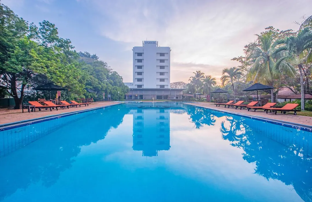 Vivanta Colombo, Airport Garden-1