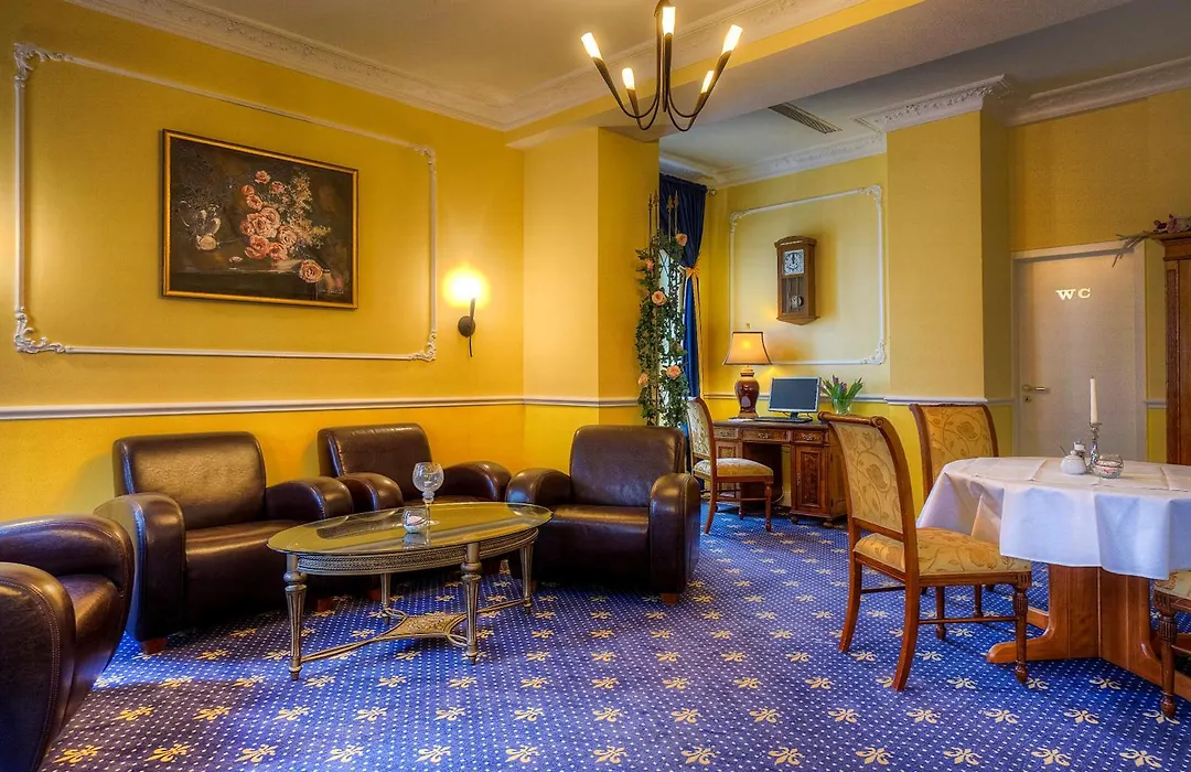Kurpark Hotel-1