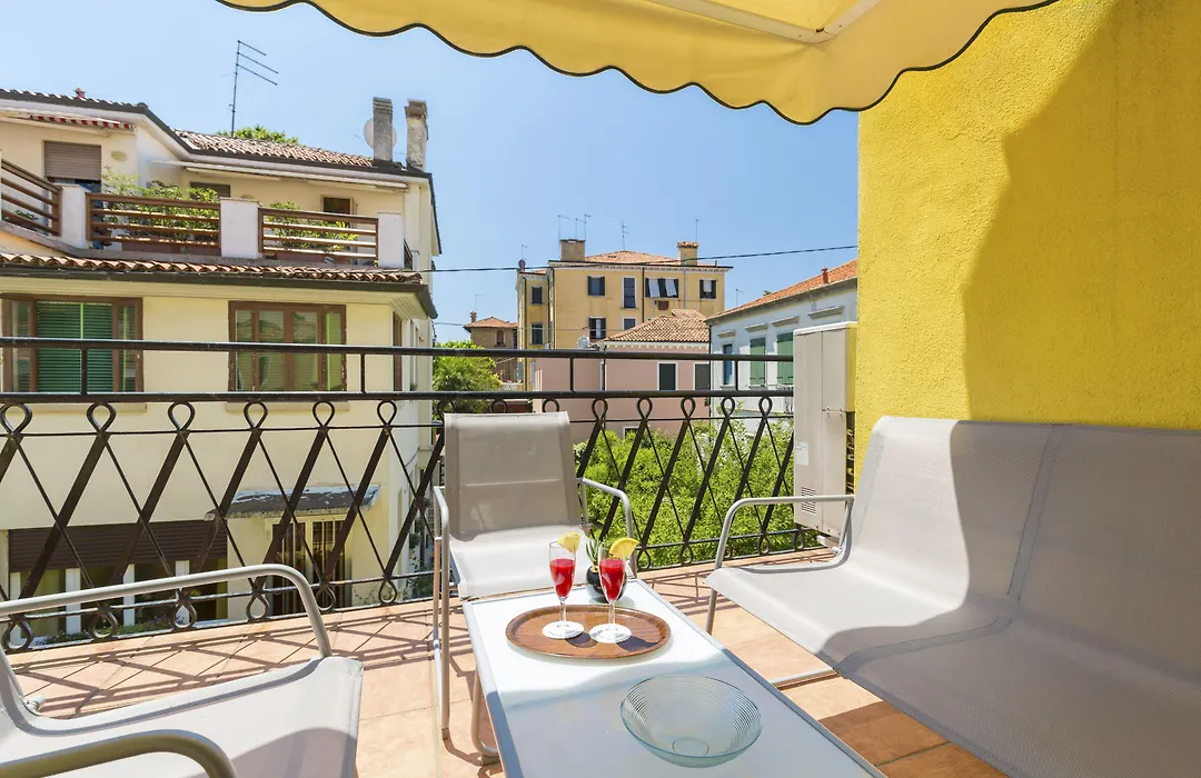 Hotel Villa Tiziana-1