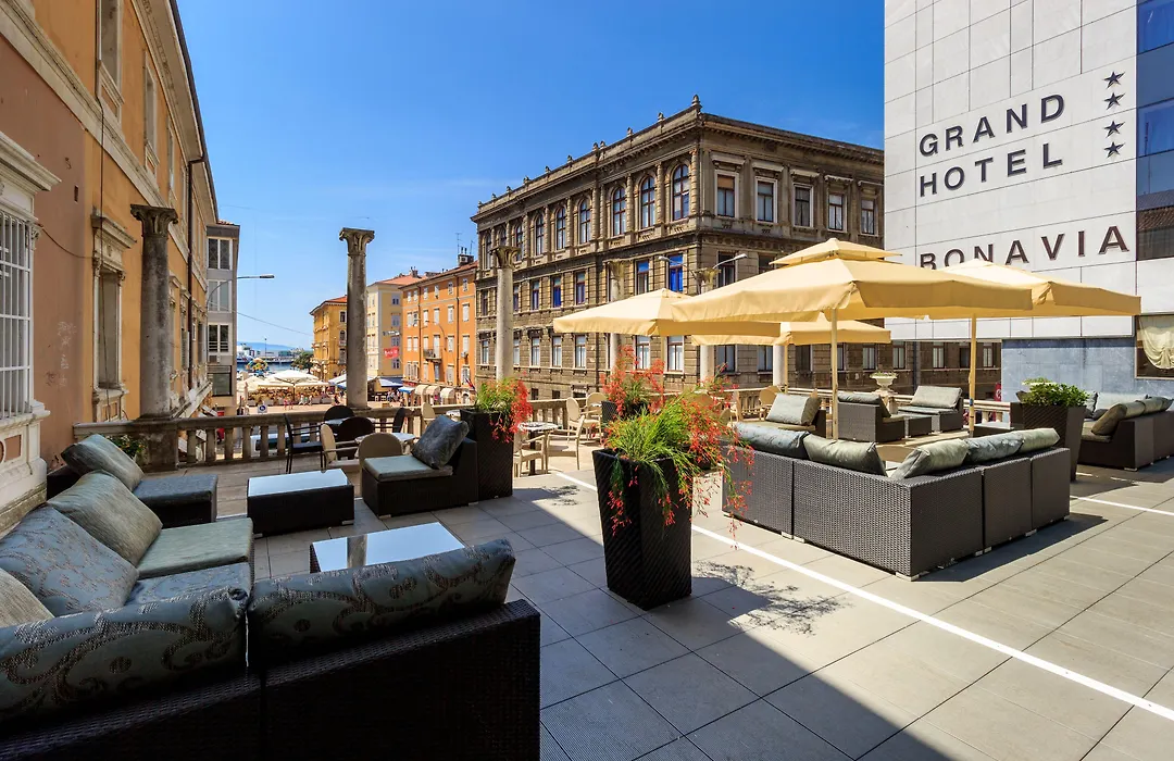 Grand Hotel Bonavia-1