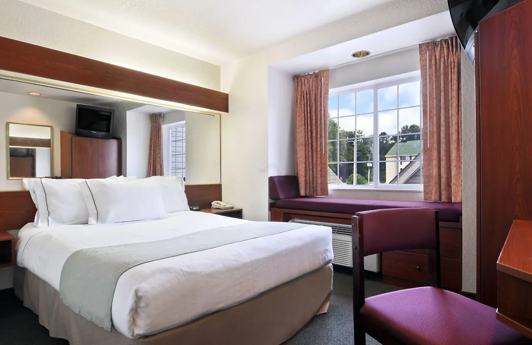 Microtel Inn & Suites Marianna-1