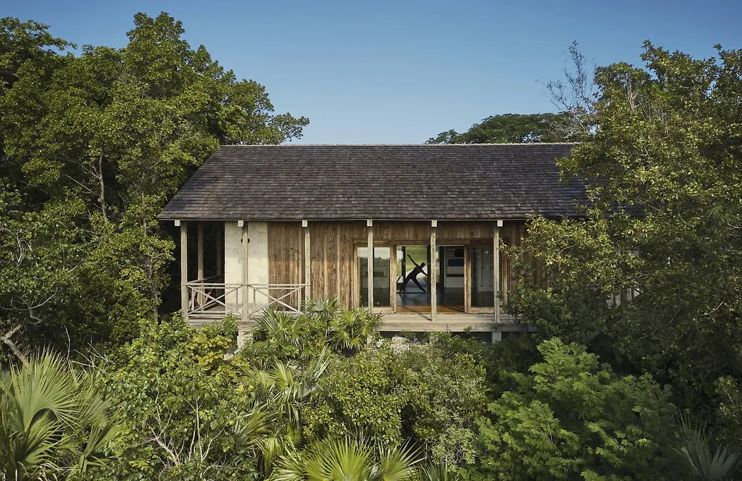 Como Parrot Cay-1