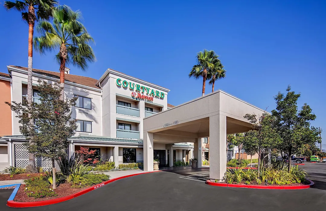 Courtyard By Marriott Oakland Airport-1