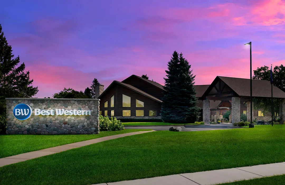 Best Western Northwoods Lodge-1