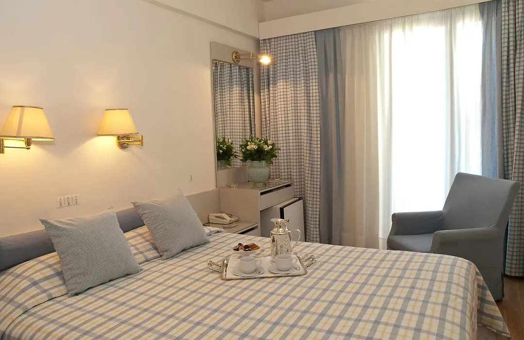 The Park Hotel Piraeus-1