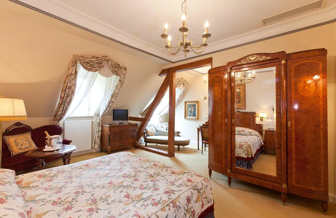 Hotel Belle Epoque-1