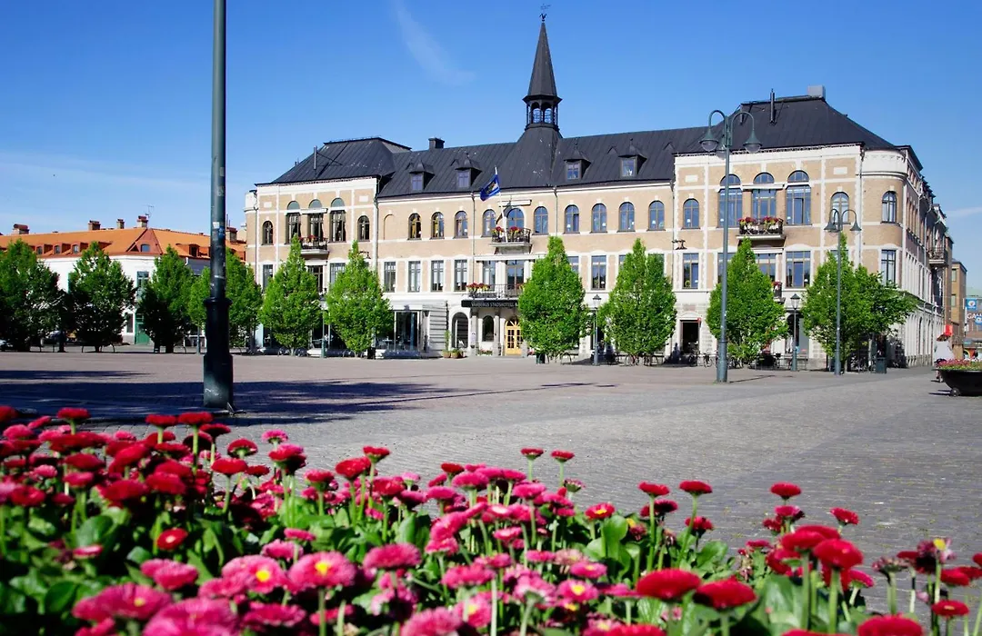 Varbergs Stadshotell & Asia Spa-1