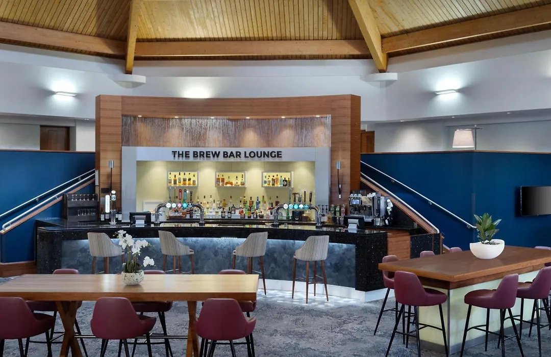 Delta Hotels By Marriott Waltham Abbey-1