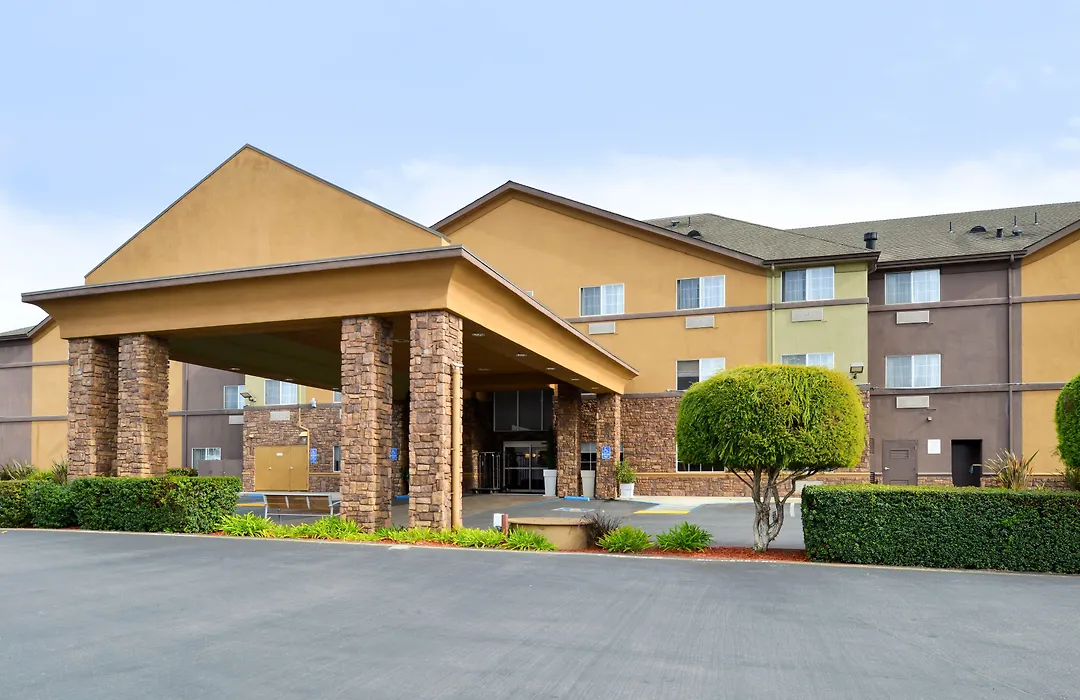 Holiday Inn Express & Suites Watsonville By Ihg-1