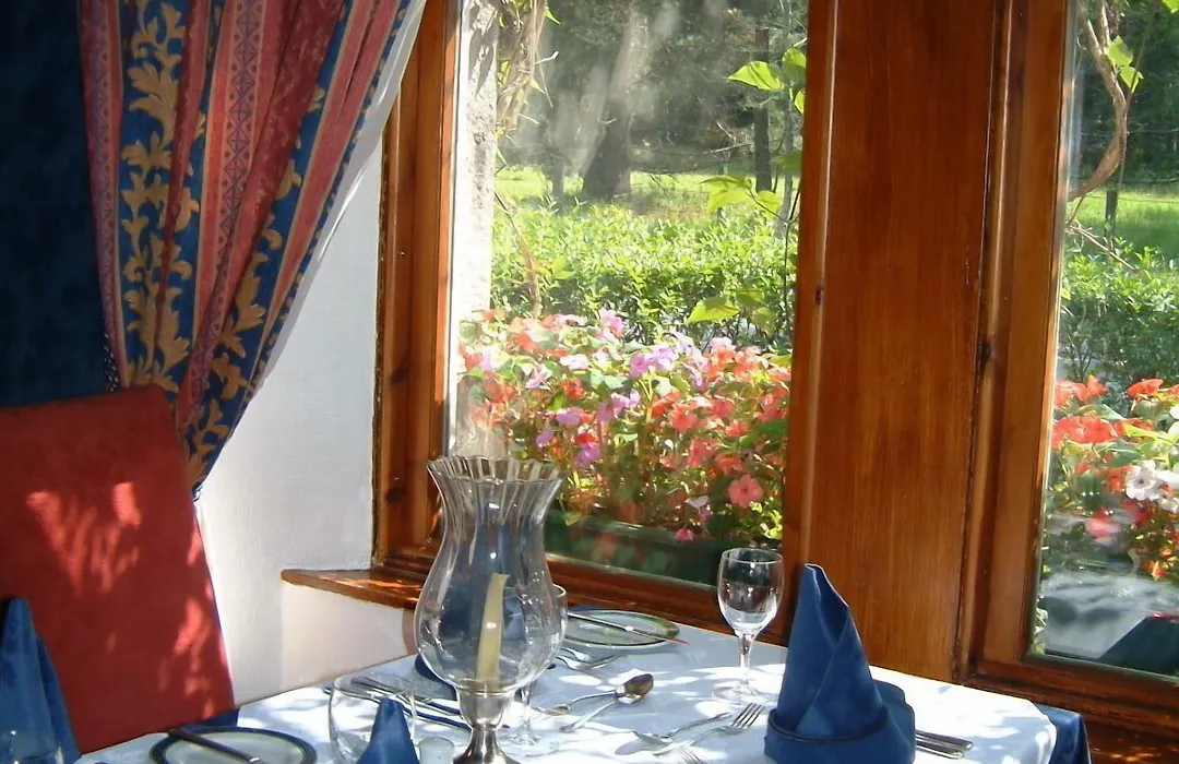 Loch Kinord Hotel-1