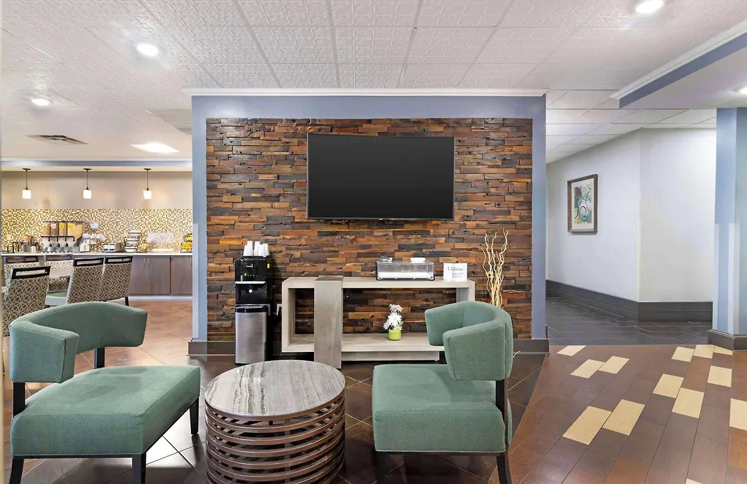 Best Western Savannah Airport Inn & Suites-1