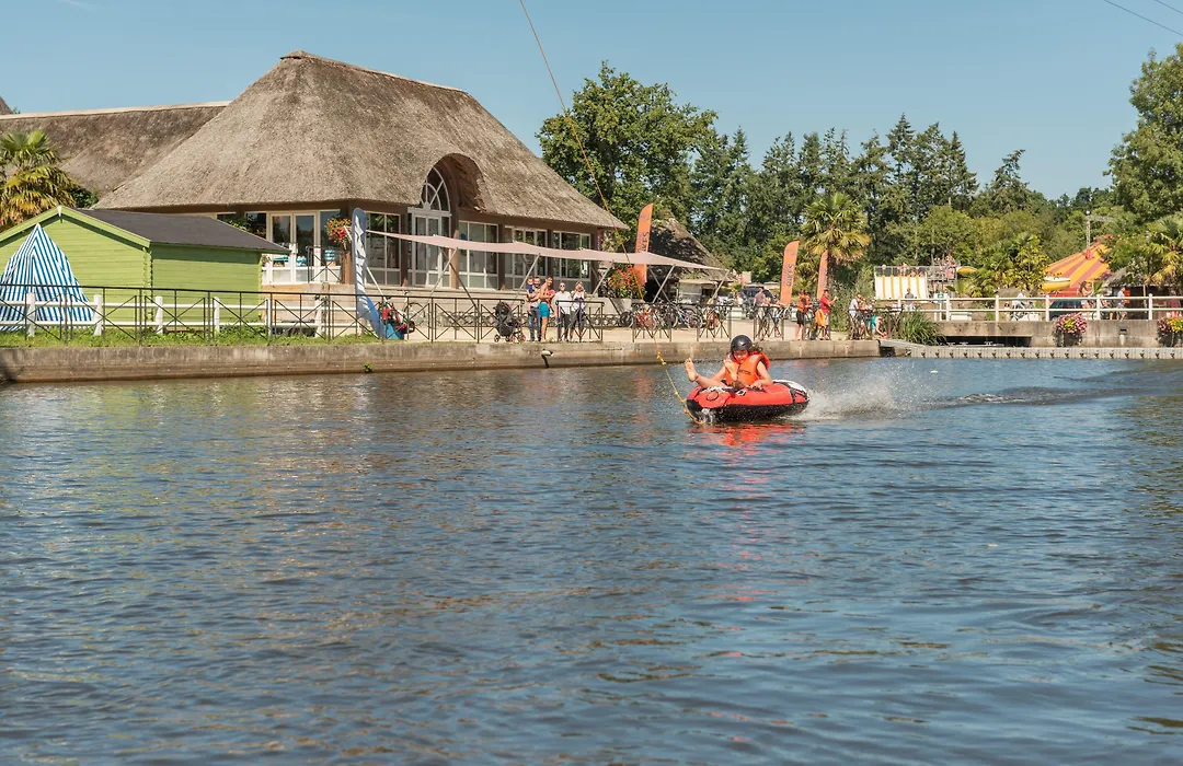 Les Ormes Domaine Et Resort-1