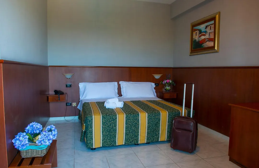Hotel Dei Pini-1