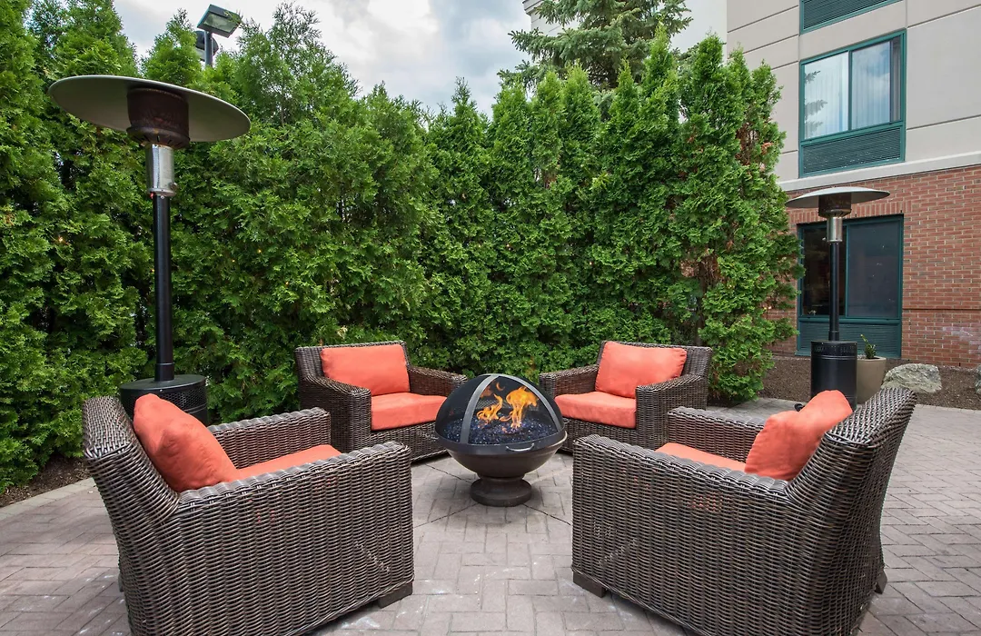 Hilton Garden Inn Fishkill-1