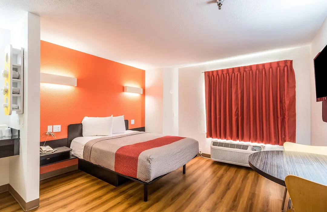 Motel 6-Harvey, Il-1
