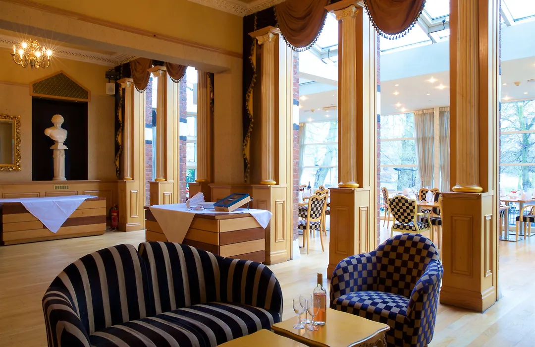 Liverpool Aigburth Hotel By Belvilla-1