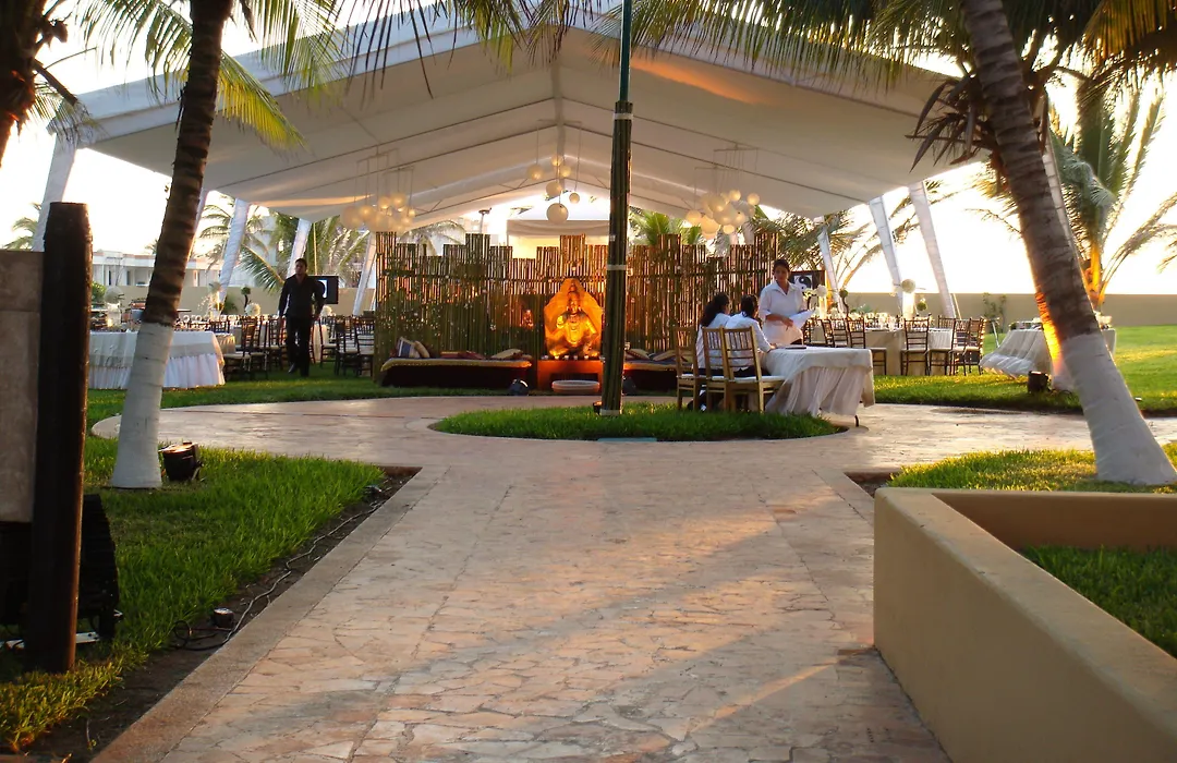 Reef Yucatán All Inclusive&Convention Center-1