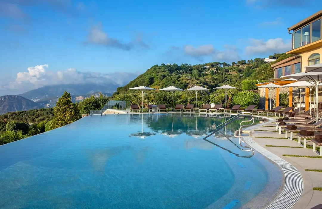 Grand Hotel Due Golfi-1