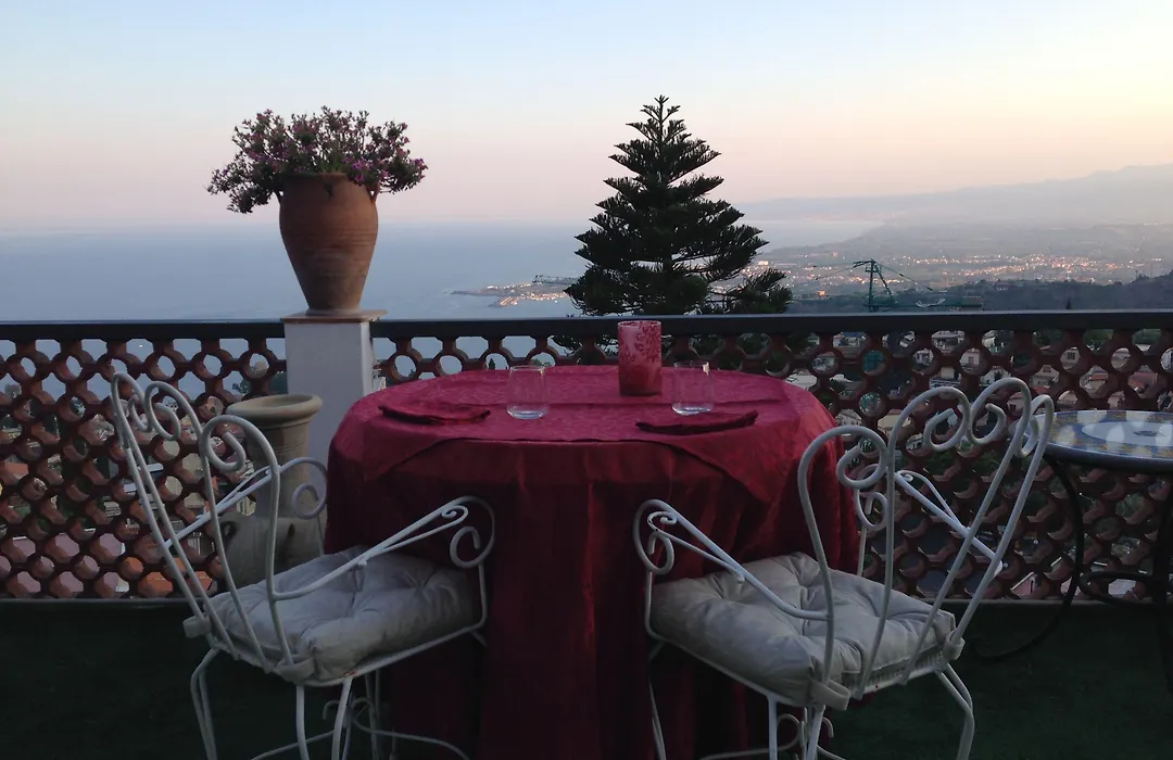 Villa Greta Hotel Rooms & Suites-1