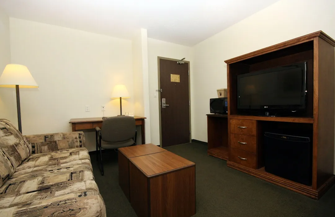 Super 8 By Wyndham Truro Ns-1