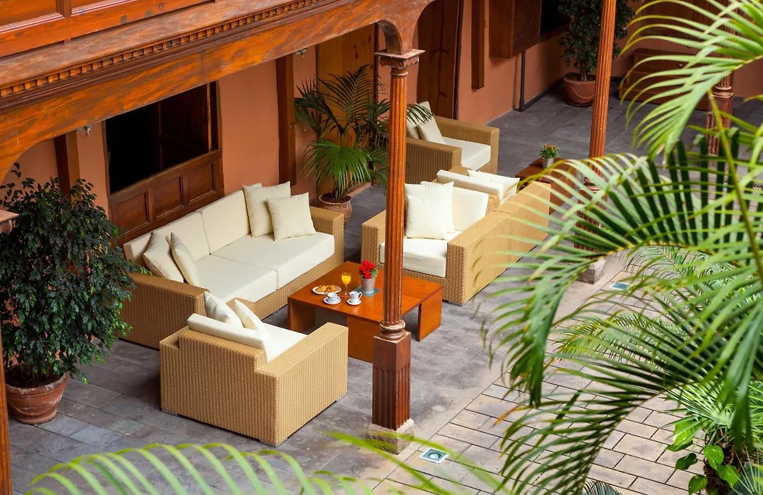 Hotel Livvo La Quinta Roja-1