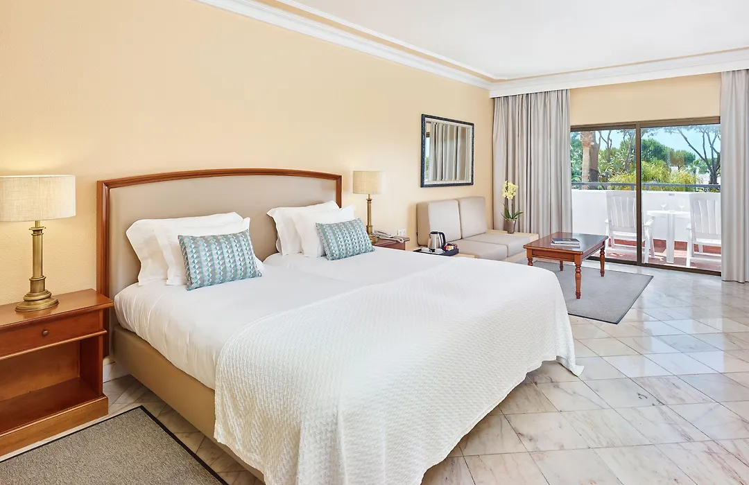Ria Park Garden Hotel-1