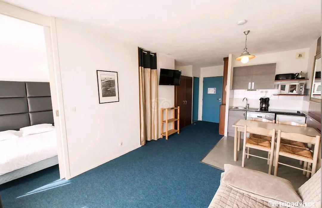Appart'Hotel Le Trianon-1