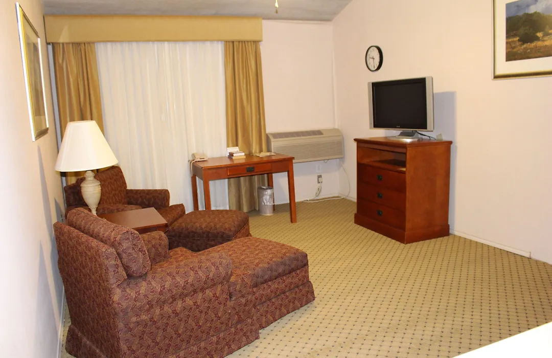 Inn Of The Hills Hotel And Conference Center-1