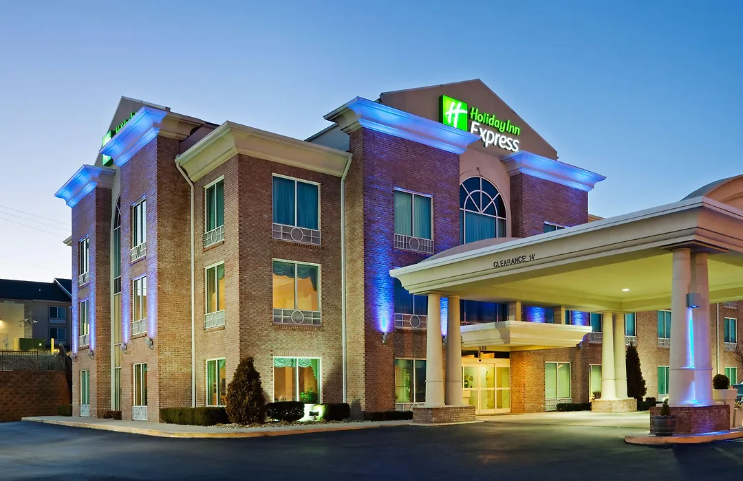 Holiday Inn Express Hotel & Suites London By Ihg-1