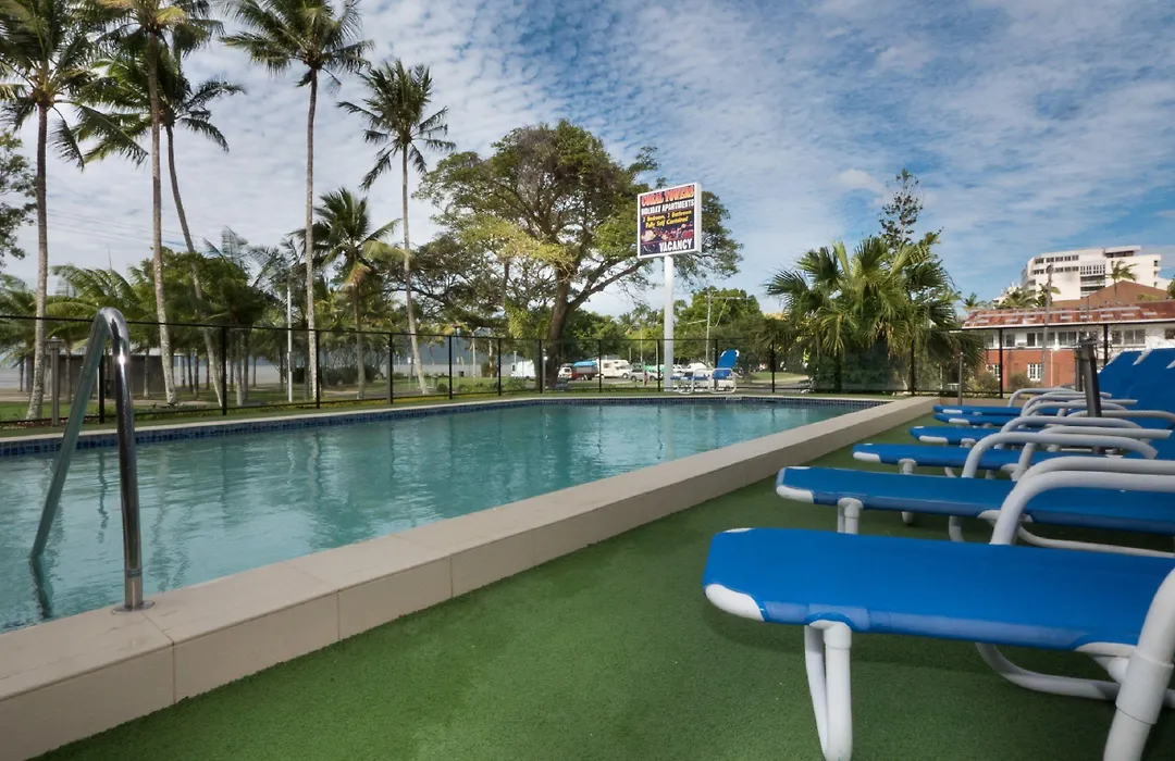 Coral Towers Holiday Suites-1