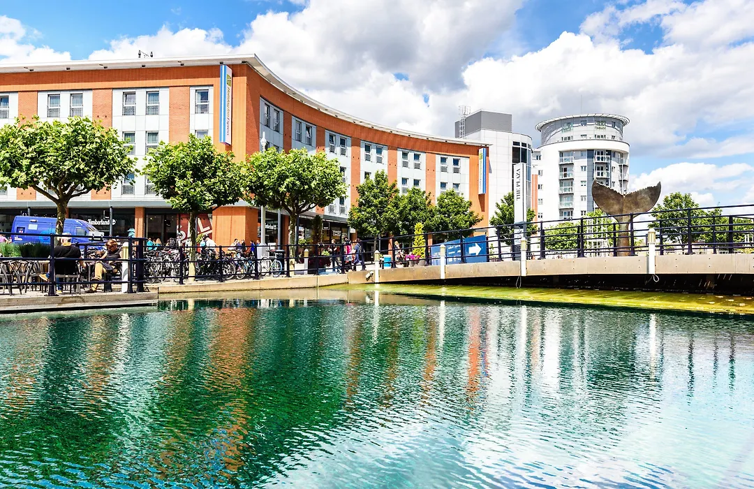 Holiday Inn Express Portsmouth Gunwharf Quays By Ihg-1