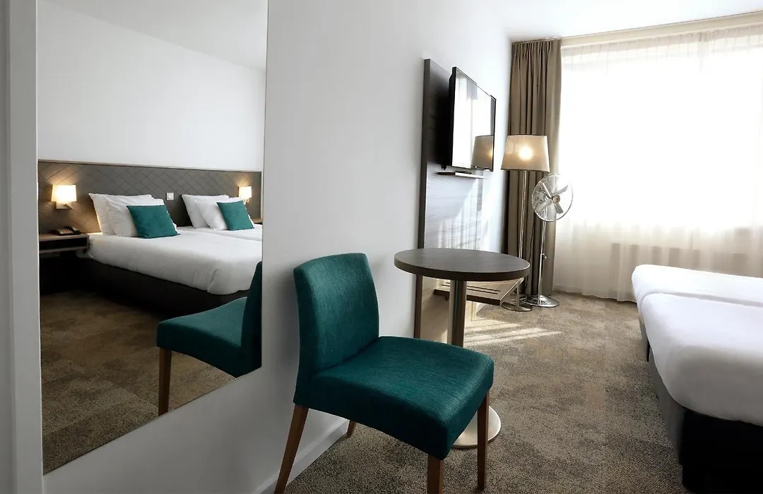 Churchill Hotel Terneuzen-1
