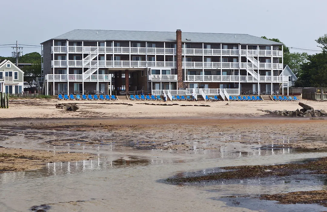 Surfside Hotel And Suites-1