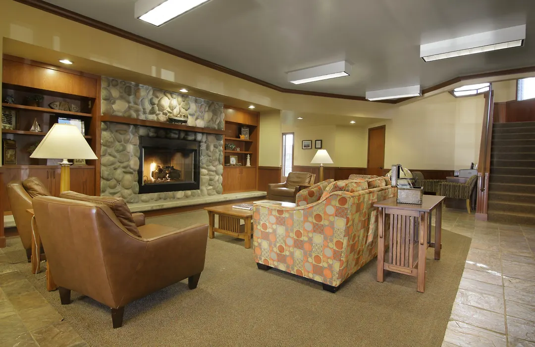 Tolovana Inn-1