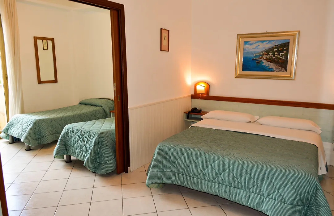 Hotel Condor-1