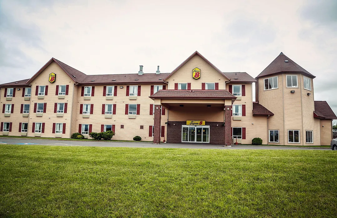 Super 8 By Wyndham Amherst Ns-1