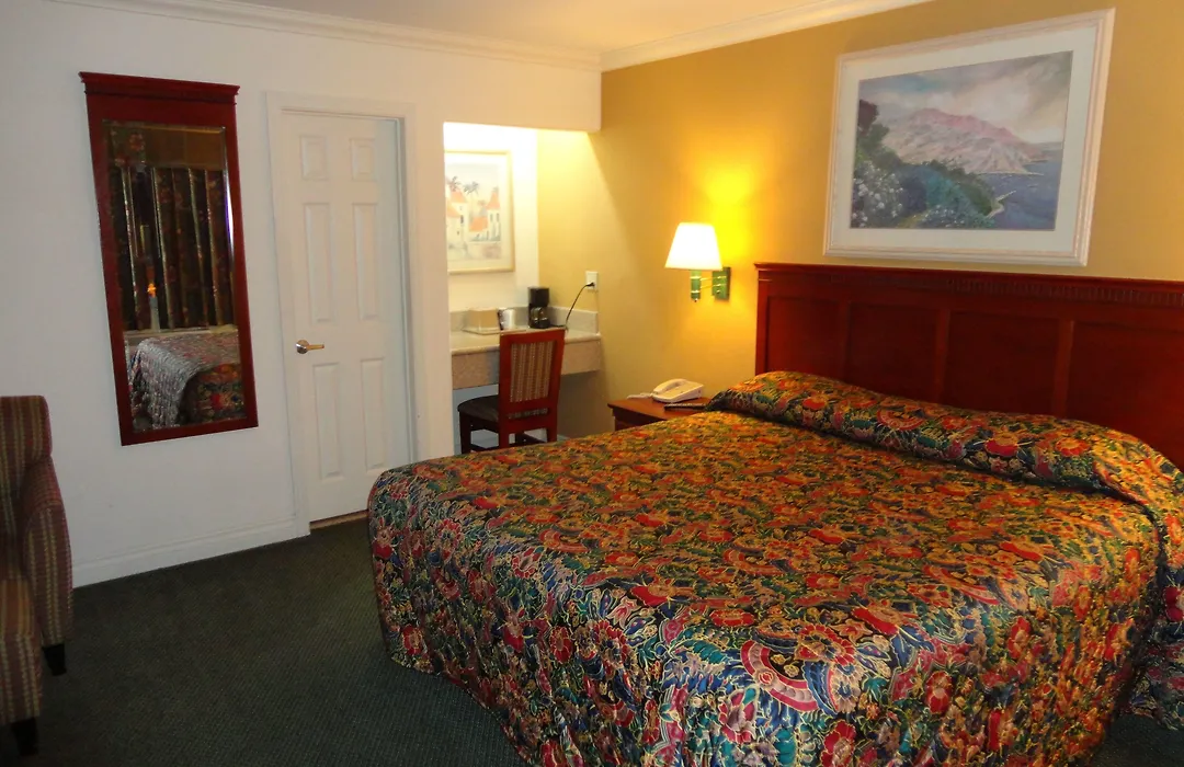 Redondo Inn And Suites-1