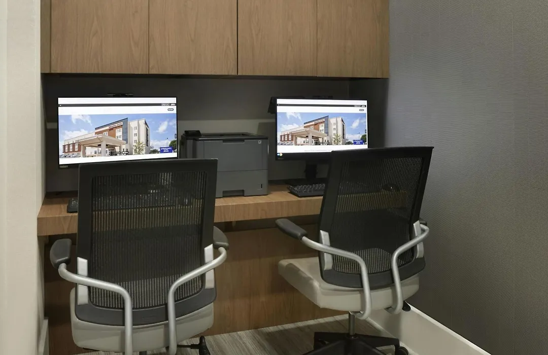 Springhill Suites By Marriott Wichita Airport-1