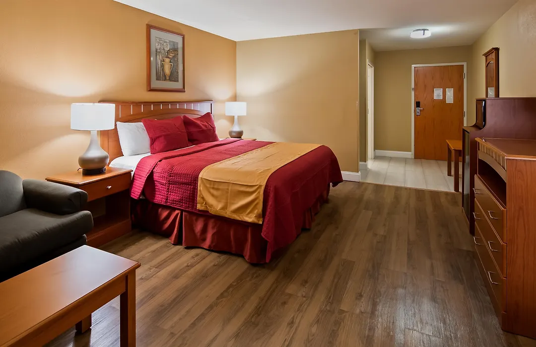 Best Western Denton Inn-1