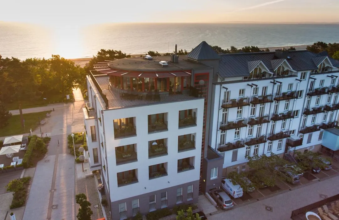 Strandhotel Heringsdorf-1