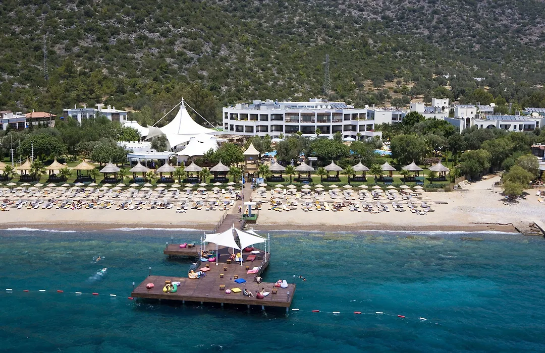 Latanya Park Resort-1