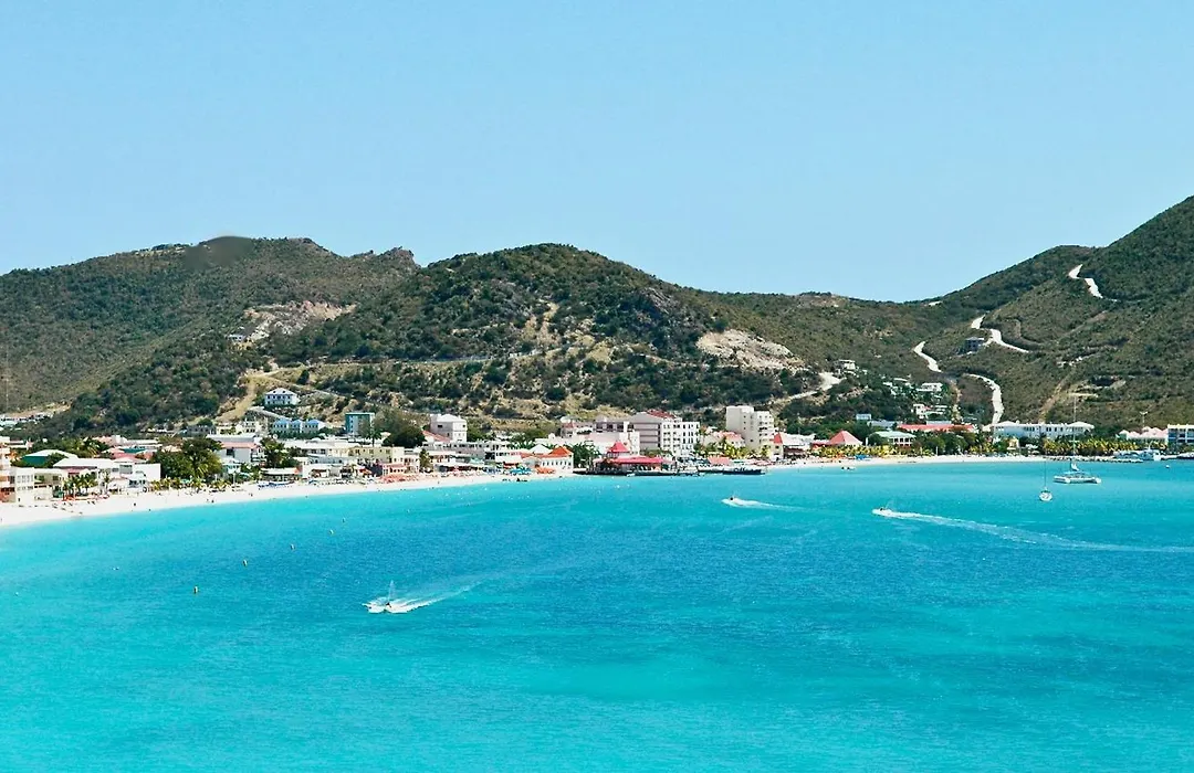 Holland House Beach Hotel-1