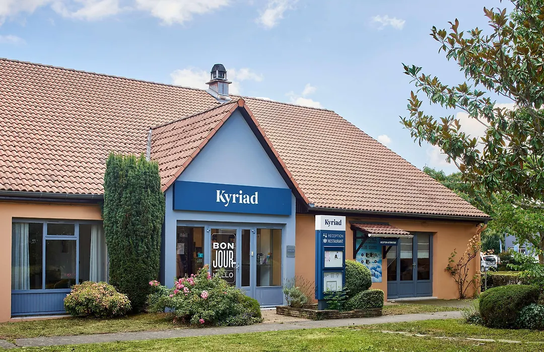 Kyriad Tarbes Bastillac-1