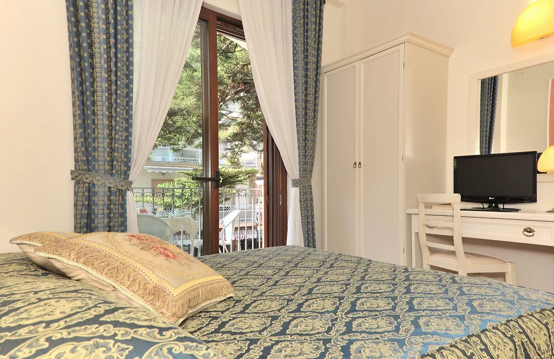 Hotel Santa Lucia-1
