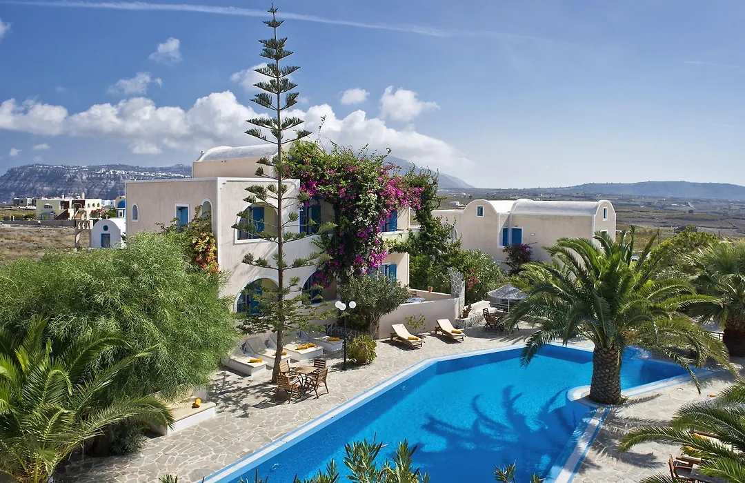 Paradise Resort-1