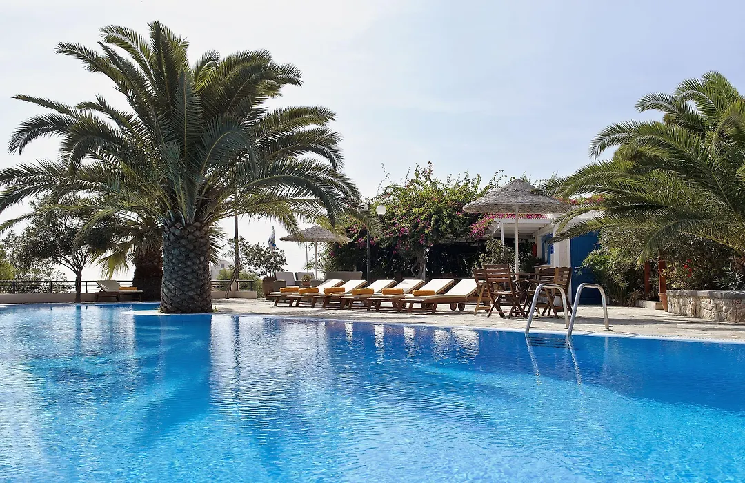 Paradise Resort-1