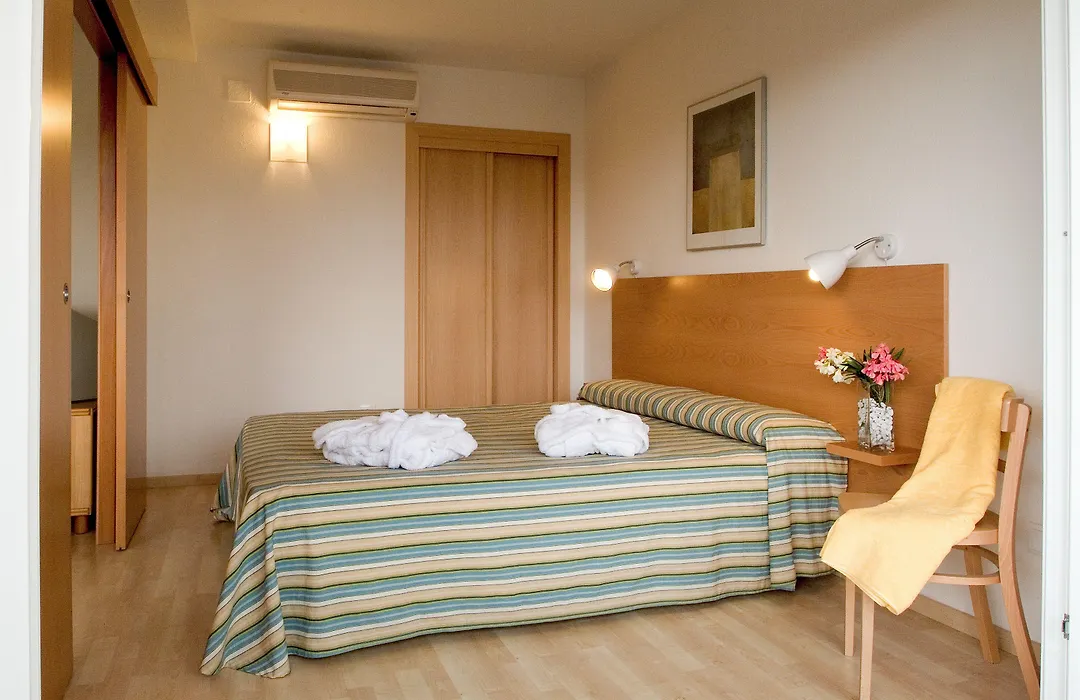 Ancora Salou La Siesta Apartments-1