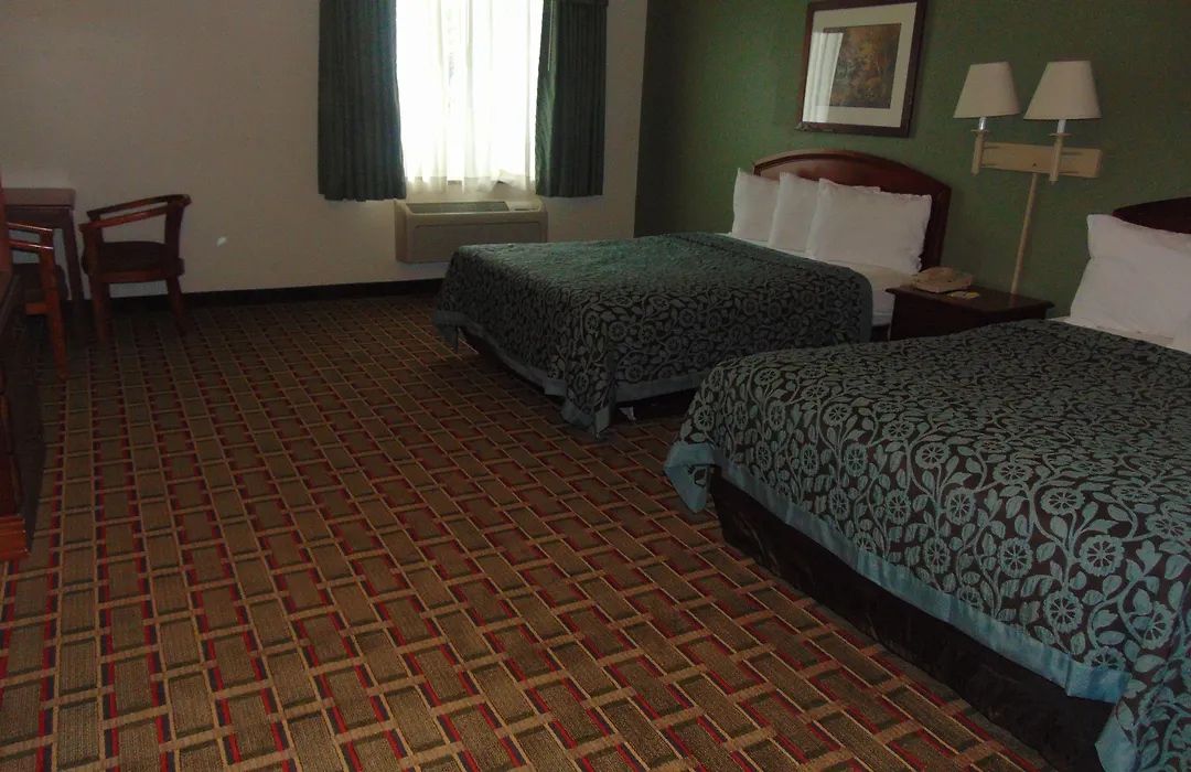 Days Inn By Wyndham Pentwater-1