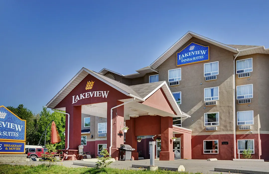 Lakeview Inns & Suites - Chetwynd-1