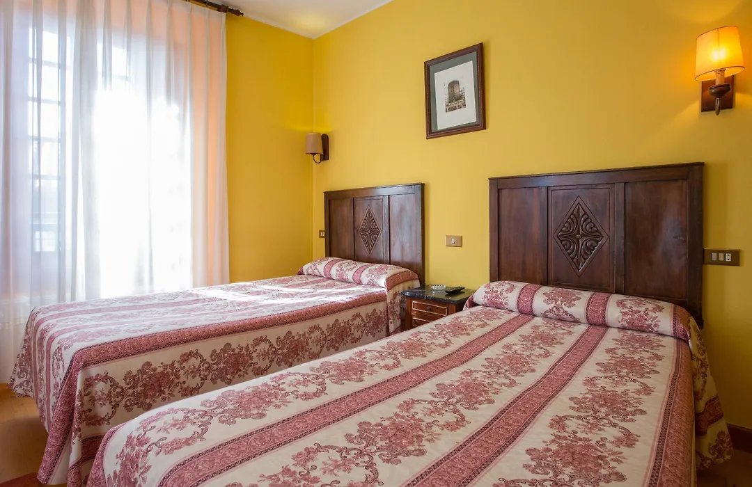 Casa Espana-1